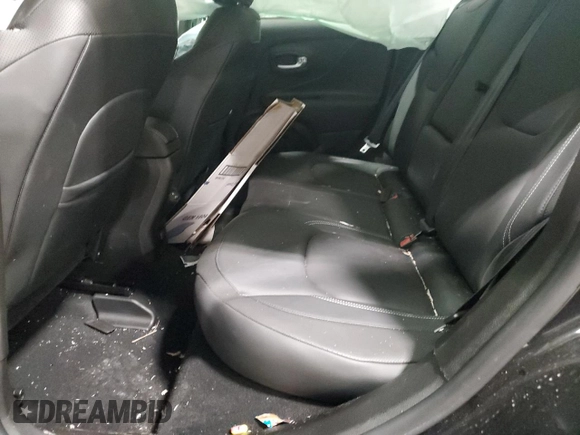 2022 Jeep Renegade Limited with VIN ZACNJDD18NPN67309, listed as a Copart auction lot 88399315 with Not provided miles and Non repairable. Bid and sale history available at DreamBid. Image 11.