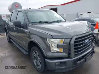 2015 Ford F-150 XL with VIN 1FTEW1CG4FKD66995, listed as a IAAI auction lot 41520841 with 178,247 mi miles. Bid and sale history available at carsss.com. Image 1.