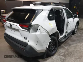 2021 Toyota RAV4 XLE with VIN 2T3P1RFV3MC166504, listed as a IAAI auction lot 42600429 with 63,193 mi miles and . Bid and sale history available at DreamBid. Image 4.