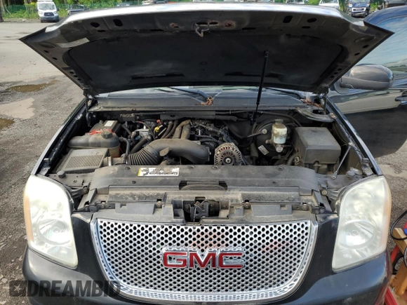 2007 GMC Yukon SLE with VIN 1GKFK13017R205889, listed as a Copart auction lot 66733314 with 266,890 mi miles and Clean Title. Bid and sale history available at carsss.com. Image 12.