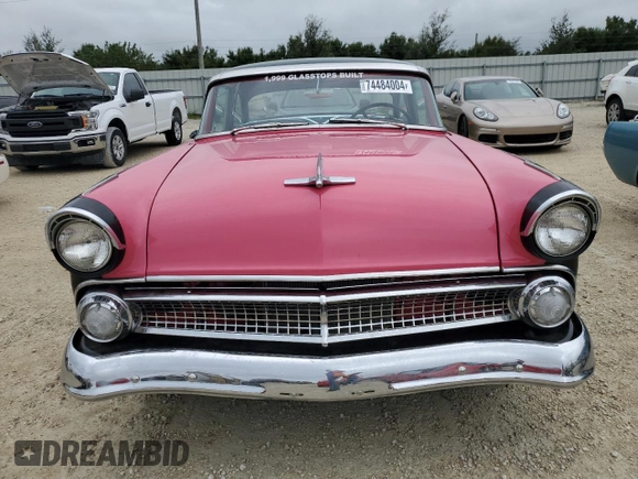 1955 Ford Crown Victoria z VIN U5FF179313, wystawiony jako Copart lot #74484004 z przebiegiem 804 mil mil oraz Nie do naprawy • Non repairable. Historia ofert i sprzedaży dostępna na DreamBid. Obrazek 5.