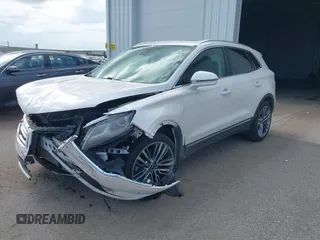2016 Lincoln MKC Reserve with VIN 5LMTJ3DH1GUJ12829, listed as a IAAI auction lot 42370899 with 123,980 mi miles and . Bid and sale history available at DreamBid. Image 2.