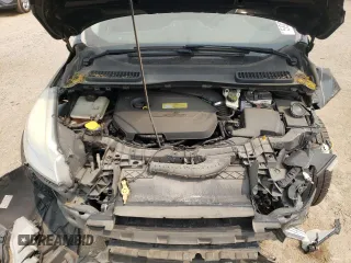 2013 Ford Escape SE with VIN 1FMCU0GXXDUA98419, listed as a Copart auction lot 59233695 with 151,615 mi miles and Salvage title. Bid and sale history available at DreamBid. Image 11.