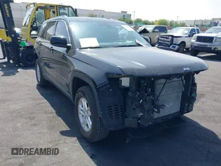 2022 Jeep Grand Cherokee Laredo with VIN 1C4RJHAG2N8595697, listed as a IAAI auction lot 42349561 with 39,073 mi miles and . Bid and sale history available at DreamBid. Image 14.