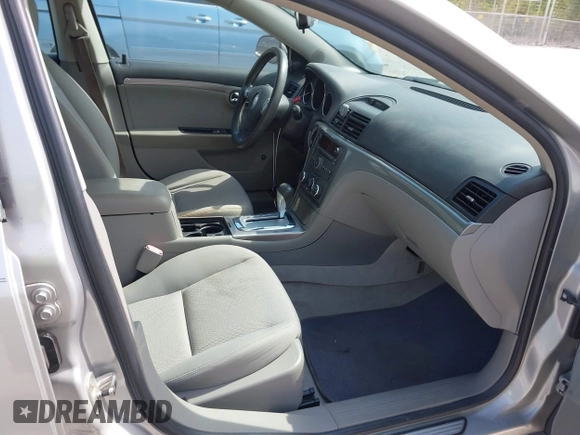 2007 Saturn Aura XE with VIN 1G8ZS57N87F146082, listed as a IAAI auction lot 41715140 with 184,772 mi miles. Bid and sale history available at carsss.com. Image 5.