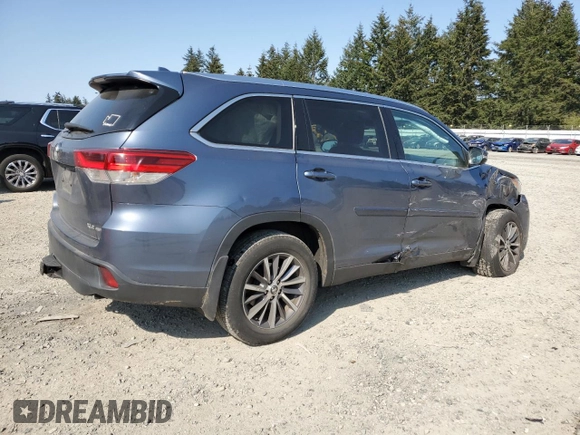 2019 Toyota Highlander SE z VIN 5TDJZRFH1KS959998, wystawiony jako Copart lot #54558795 z przebiegiem 50 566 mil mil oraz Szkoda całkowita • Salvage title. Historia ofert i sprzedaży dostępna na DreamBid. Obrazek 3.
