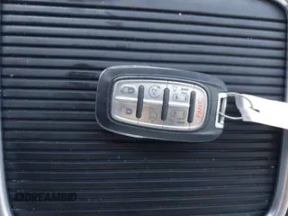 2020 Chrysler Pacifica Limited z VIN 2C4RC1GG9LR139786, wystawiony jako IAAI lot #41857783 z przebiegiem 105 182 mil mil oraz . Historia ofert i sprzedaży dostępna na DreamBid. Obrazek 11.