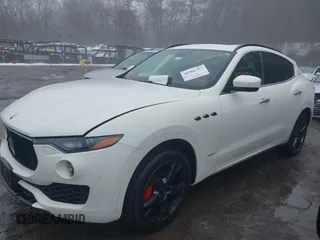 2018 Maserati Levante GranSport z VIN ZN661XUS9JX259573, wystawiony jako IAAI lot #41566757 z przebiegiem 73 922 mil mil oraz . Historia ofert i sprzedaży dostępna na DreamBid. Obrazek 2.