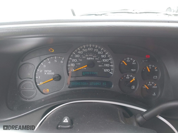 2003 Chevrolet Silverado 1500 LS with VIN 2GCEC19V331345047, listed as a IAAI auction lot 41464352 with 276,043 mi miles. Bid and sale history available at carsss.com. Image 7.