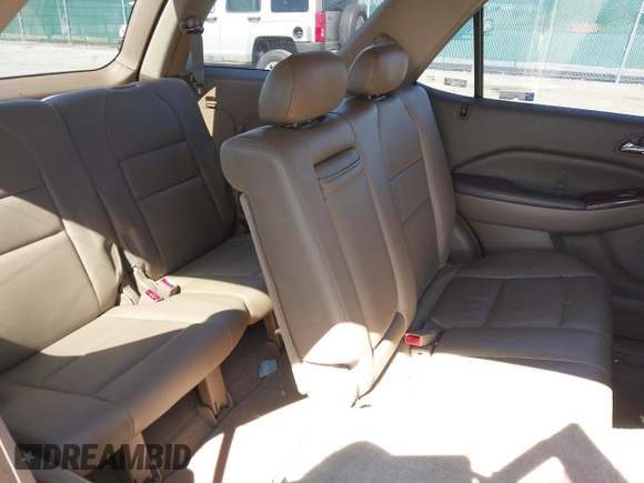2005 Acura MDX with VIN 2HNYD182X5H507522, listed as a IAAI auction lot 41822441 with 251,716 mi miles. Bid and sale history available at carsss.com. Image 8.