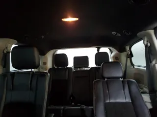 2019 Dodge Grand Caravan SXT with VIN 2C4RDGCG1KR595981, listed as a Copart auction lot 88133645 with 104,852 mi miles and Salvage Title. Bid and sale history available at DreamBid. Image 10.