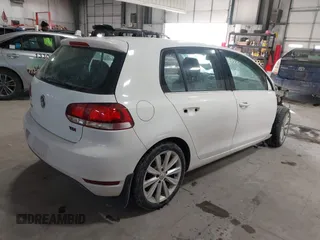 2013 Volkswagen Golf TDI с VIN WVWDM7AJ0DW137125, выставлен на аукционе IAAI как лот 41405747 с пробегом 122 069 миль миль и . История ставок и продаж доступна на DreamBid. Изображение 4.