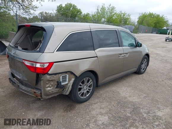 2013 Honda Odyssey EX-L с VIN 5FNRL5H61DB043452, выставлен на аукционе IAAI как лот 42308609 с пробегом 246 866 миль миль и . История ставок и продаж доступна на DreamBid. Изображение 4.