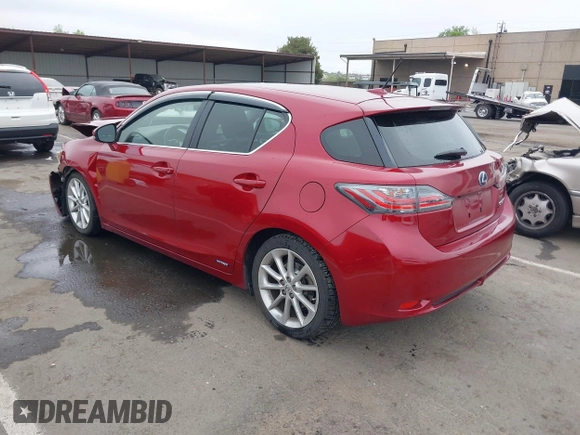 2011 Lexus CT 200h z VIN JTHKD5BH5B2042697, wystawiony jako IAAI lot #42073626 z przebiegiem 137 784 mil mil oraz . Historia ofert i sprzedaży dostępna na DreamBid. Obrazek 3.
