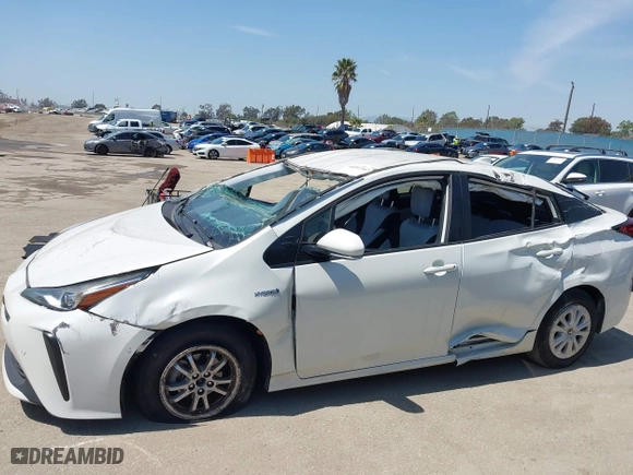 2020 Toyota Prius L Eco with VIN JTDKARFU3L3107048, listed as a IAAI auction lot 41973416 with 41,773 mi miles. Bid and sale history available at carsss.com. Image 14.