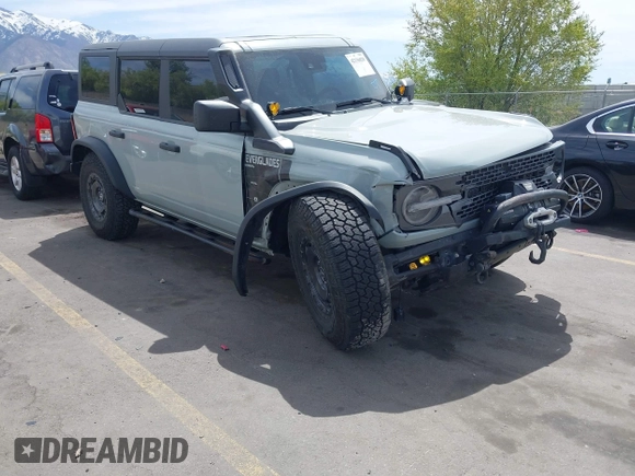 2023 Ford Bronco with VIN 1FMEE5DHXPLB22549, listed as a IAAI auction lot 42136020 with 54,383 mi miles and . Bid and sale history available at DreamBid. Image 1.