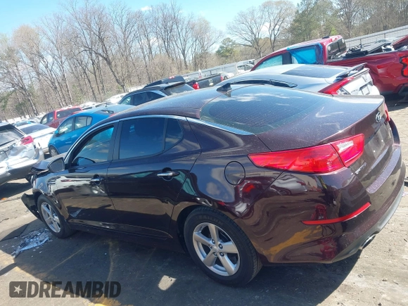 2015 Kia Optima LX z VIN 5XXGM4A71FG463939, wystawiony jako IAAI lot #41838294 z przebiegiem 70 274 mil mil oraz . Historia ofert i sprzedaży dostępna na DreamBid. Obrazek 14.