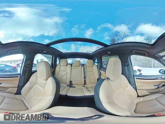 2016 Porsche Cayenne S E-Hybrid z VIN WP1AE2A29GLA17128, wystawiony jako Copart lot #87010884 z przebiegiem 130 895 mil mil oraz Szkoda całkowita • Salvage title. Historia ofert i sprzedaży dostępna na DreamBid. Obrazek 13.