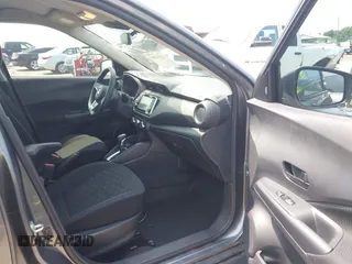 2021 Nissan Kicks S with VIN 3N1CP5BV7ML540701, listed as a IAAI auction lot 42376883 with 18,004 mi miles and . Bid and sale history available at DreamBid. Image 5.