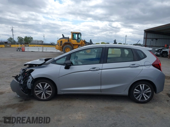 2017 Honda Fit EX with VIN JHMGK5H7XHS017443, listed as a IAAI auction lot 42109699 with 55,451 mi miles. Bid and sale history available at carsss.com. Image 15.