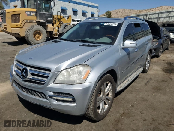2012 Mercedes-Benz GL 450 z VIN 4JGBF7BE7CA786740, wystawiony jako Copart lot #52651335 z przebiegiem 157 028 mil mil oraz Szkoda całkowita • Salvage title. Historia ofert i sprzedaży dostępna na DreamBid. Obrazek 1.