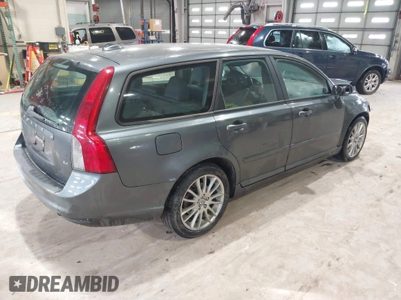 2010 Volvo V50 with VIN YV1382MW4A2521366, listed as a IAAI auction lot 41355960 with 242,749 mi miles. Bid and sale history available at carsss.com. Image 4.