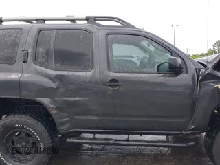2010 Nissan Xterra S z VIN 5N1AN0NW9AC509180, wystawiony jako IAAI lot #41971137 z przebiegiem 172 107 mil mil oraz . Historia ofert i sprzedaży dostępna na DreamBid. Obrazek 14.