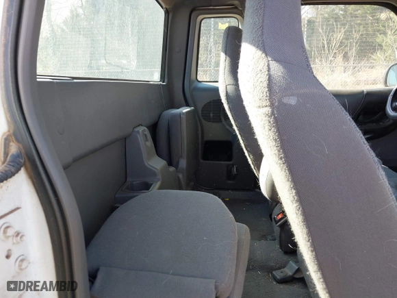 1999 Ford Ranger XL with VIN 1FTYR14V3XPB52957, listed as a IAAI auction lot 41850710 with 169,476 mi miles. Bid and sale history available at carsss.com. Image 8.