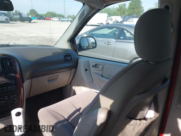 2007 Chrysler Town & Country LX z VIN 2A4GP44R87R190635, wystawiony jako IAAI lot #42279176 z przebiegiem 115 920 mil mil oraz . Historia ofert i sprzedaży dostępna na DreamBid. Obrazek 5.