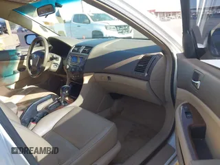 2006 Honda Accord EX-L z VIN 1HGCM56876A170694, wystawiony jako IAAI lot #42299743 z przebiegiem 182 601 mil mil oraz . Historia ofert i sprzedaży dostępna na DreamBid. Obrazek 5.