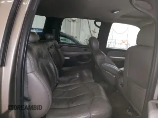 2002 Chevrolet Suburban Z71 с VIN 3GNFK16ZX2G272867, выставлен на аукционе Copart как лот 55130875 с пробегом 199 084 миль миль и Списание • Salvage title. История ставок и продаж доступна на DreamBid. Изображение 11.