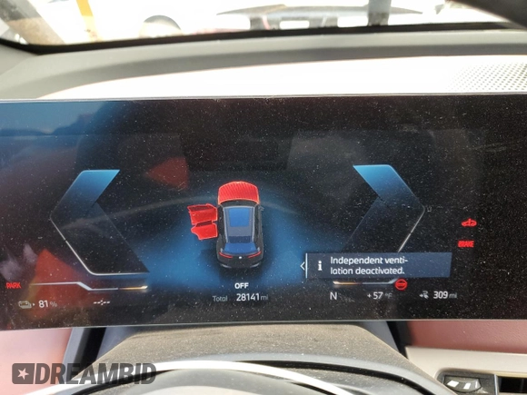 2022 BMW iX xDrive50 z VIN WB523CF04NCK19635, wystawiony jako Copart lot #44999765 z przebiegiem 28 141 mil mil oraz Szkoda całkowita • Salvage title. Historia ofert i sprzedaży dostępna na DreamBid. Obrazek 9.