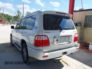 2003 Lexus LX 470 with VIN JTJHT00WX33523623, listed as a IAAI auction lot 42028889 with 317,700 mi miles and . Bid and sale history available at DreamBid. Image 3.