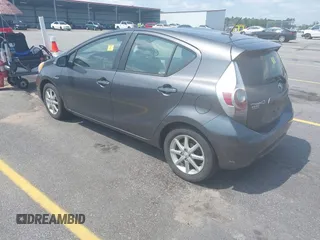 2012 Toyota Prius One z VIN JTDKDTB3XC1020910, wystawiony jako IAAI lot #42416977 z przebiegiem 238 822 mil mil oraz . Historia ofert i sprzedaży dostępna na DreamBid. Obrazek 3.
