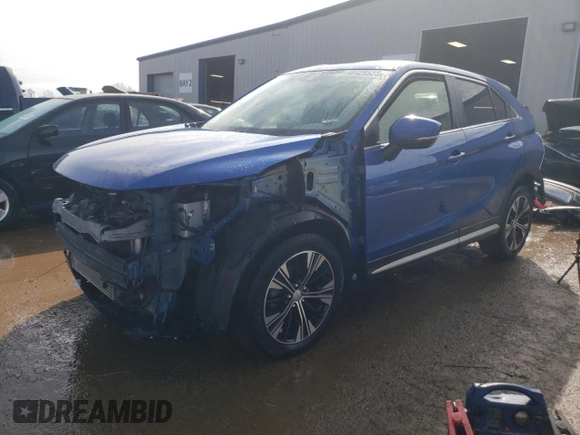 2018 Mitsubishi Eclipse Cross SE with VIN JA4AT5AA9JZ045025, listed as a Copart auction lot 46426525 with 117,868 mi miles and Salvage title. Bid and sale history available at DreamBid. Image 1.