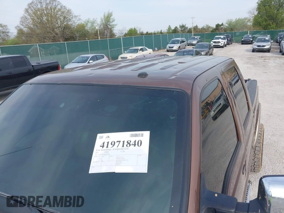 2011 Ford F-250 XL with VIN 1FT7W2BT6BEB65668, listed as a IAAI auction lot 41971840 with 182,874 mi miles and . Bid and sale history available at DreamBid. Image 17.