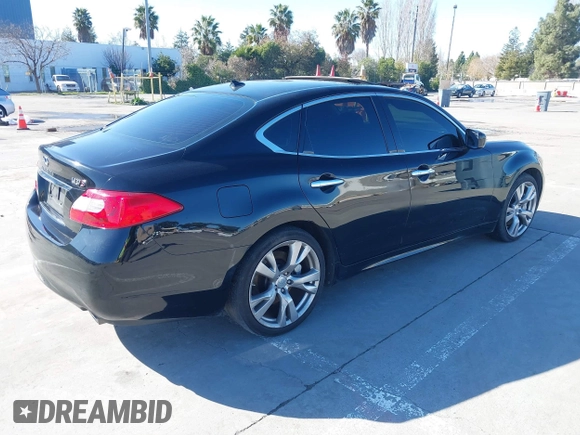 2012 Infiniti M37 with VIN JN1BY1AP0CM333382, listed as a IAAI auction lot 41505002 with 116,338 mi miles. Bid and sale history available at carsss.com. Image 4.