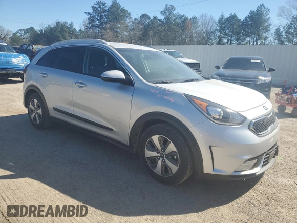 2018 Kia Niro LX with VIN KNDCB3LCXJ5207496, listed as a Copart auction lot 45039395 with 33,659 mi miles and Salvage Title. Bid and sale history available at carsss.com. Image 4.