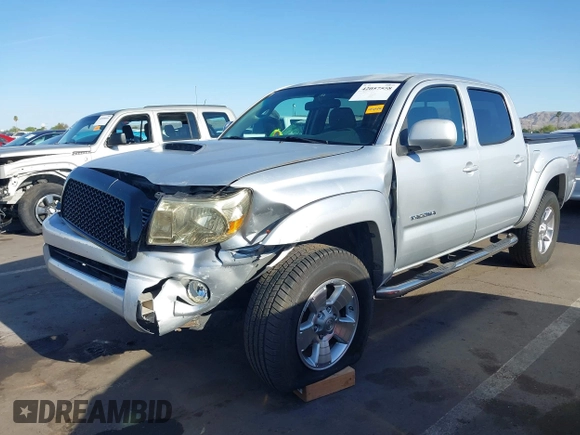2007 Toyota Tacoma PreRunner with VIN 5TEJU62N27Z370963, listed as a IAAI auction lot 42057558 with 192,041 mi miles. Bid and sale history available at carsss.com. Image 17.