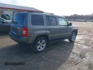 2012 Jeep Patriot Latitude with VIN 1C4NJRFB6CD541860, listed as a IAAI auction lot 41784940 with 138,715 mi miles and . Bid and sale history available at carsss.com. Image 4.