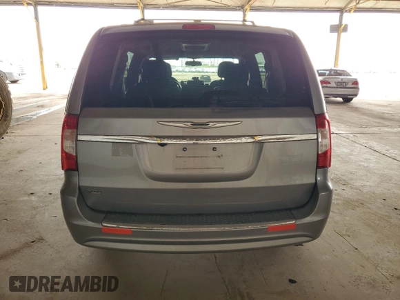 2013 Chrysler Town & Country Touring z VIN 2C4RC1BG9DR779036, wystawiony jako Copart lot #59039625 z przebiegiem 117 631 mil mil oraz Tytuł czysty. Historia ofert i sprzedaży dostępna na DreamBid. Obrazek 6.