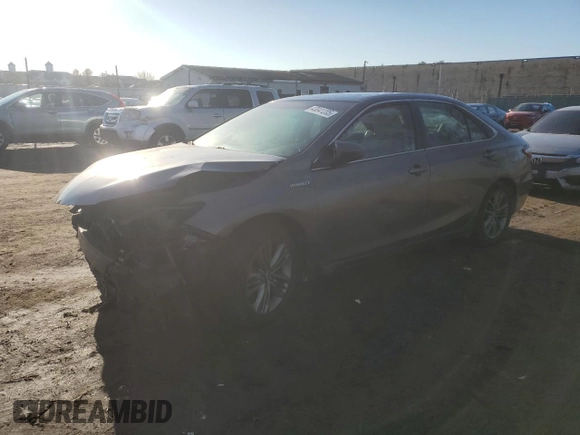 2015 Toyota Camry LE z VIN 4T1BD1FK1FU157092, wystawiony jako Copart lot #43041205 z przebiegiem 172 794 mil mil oraz Szkoda całkowita • Salvage title. Historia ofert i sprzedaży dostępna na DreamBid. Obrazek 1.