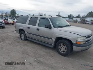 2005 Chevrolet Suburban LT with VIN 3GNFK16Z65G185021, listed as a IAAI auction lot 41358279 with 252,442 mi miles. Bid and sale history available at carsss.com. Image 1.