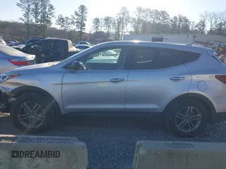 2017 Hyundai Santa Fe 2.4L z VIN 5XYZT3LB3HG398971, wystawiony jako IAAI lot #41844623 z przebiegiem 173 000 mil mil oraz . Historia ofert i sprzedaży dostępna na DreamBid. Obrazek 14.