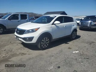 2016 Kia Sportage LX with VIN KNDPBCAC9G7870477, listed as a Copart auction lot 52110425 with 137,028 mi miles and Salvage Title. Bid and sale history available at carsss.com. Image 1.