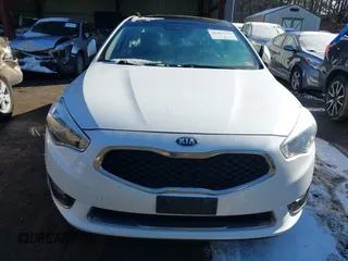 2015 Kia Cadenza Premium with VIN KNALN4D78F5180348, listed as a IAAI auction lot 41307129 with 61,924 mi miles. Bid and sale history available at carsss.com. Image 12.