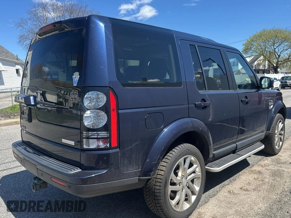 2015 Land Rover LR4 Lux with VIN SALAK2V67FA775737, listed as a Copart auction lot 53847855 with 137,736 mi miles and Clean Title. Bid and sale history available at DreamBid. Image 4.
