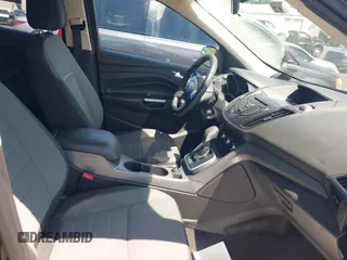 2014 Ford Escape SE with VIN 1FMCU9GX9EUA18422, listed as a IAAI auction lot 42765689 with 153,235 mi miles and . Bid and sale history available at DreamBid. Image 5.
