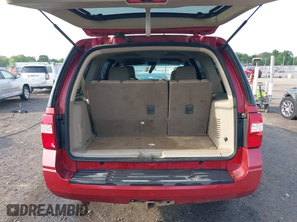 2008 Ford Expedition SSV with VIN 1FMFU16548LA63616, listed as a IAAI auction lot 42271116 with 244,260 mi miles and . Bid and sale history available at DreamBid. Image 17.