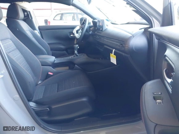 2025 Honda HR-V Sport with VIN 3CZRZ2H53SM728852, listed as a IAAI auction lot 41810477 with 1,234 mi miles. Bid and sale history available at carsss.com. Image 5.